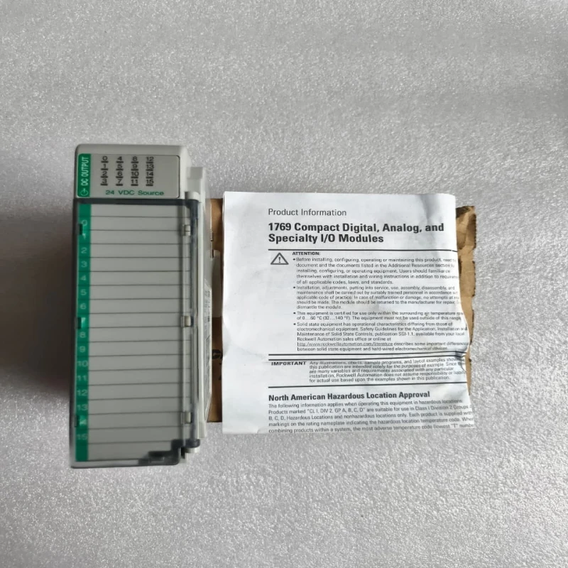 Allen-Bradley 1769-OB16 CompactLogix 16-Point 24VDC Sourcing Digital Output Module thumbnail 7